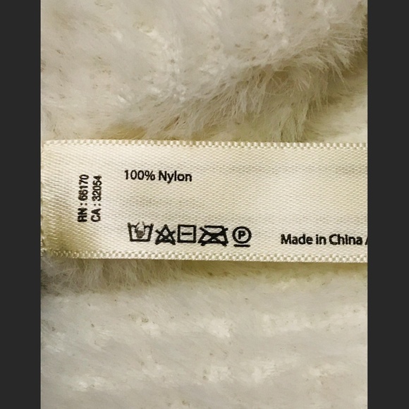 Zara Sleeveless Knit Vest + Free People white off the shoulder sweater - Picture 3 of 16